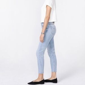 Unpublished jeans denim cropped skinny light wash women’s size 28